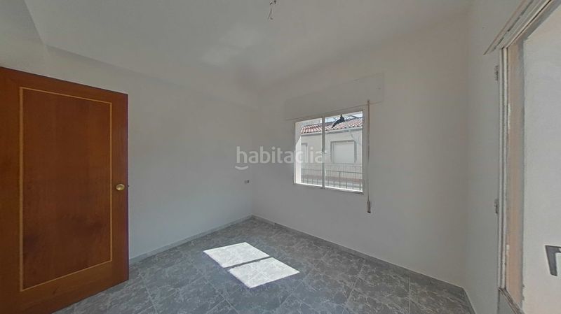 Foto 949a570f-147b-4cff-aa8d-66f823863f5b. Pis a Baza