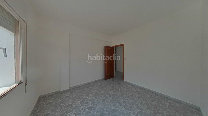 Foto ad287dc7-5e2e-4cdc-ab40-397789ae679d. Pis a Baza