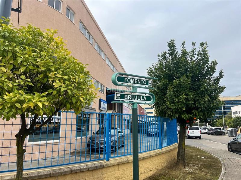 Foto b42821e3-9704-4601-adc3-94dfaf349774. Local commercial dans Pisa Mairena del Aljarafe