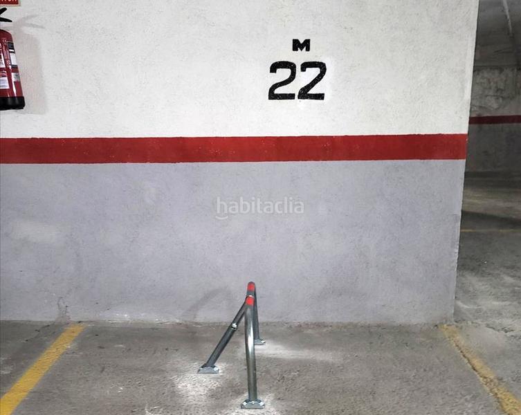Foto 892e146b-3ba8-4440-82e0-fd0d384a51f2. Car parking in El Parc i la Llacuna del Poblenou Barcelona