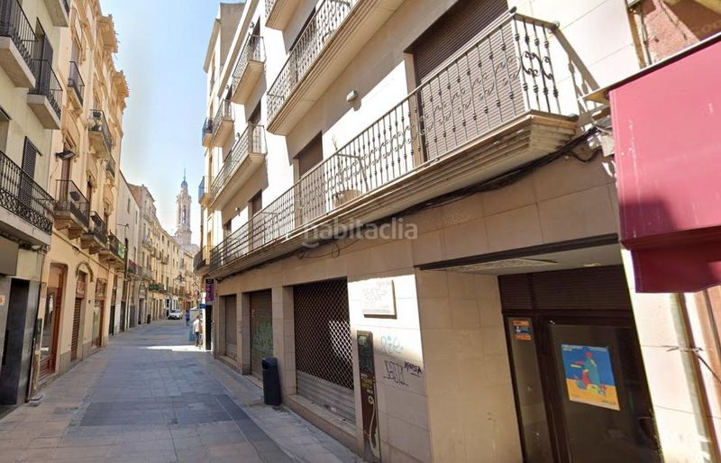 Foto f7a7a675-1200-43d7-b24b-15c38d450064. Aparcament cotxe a Valls