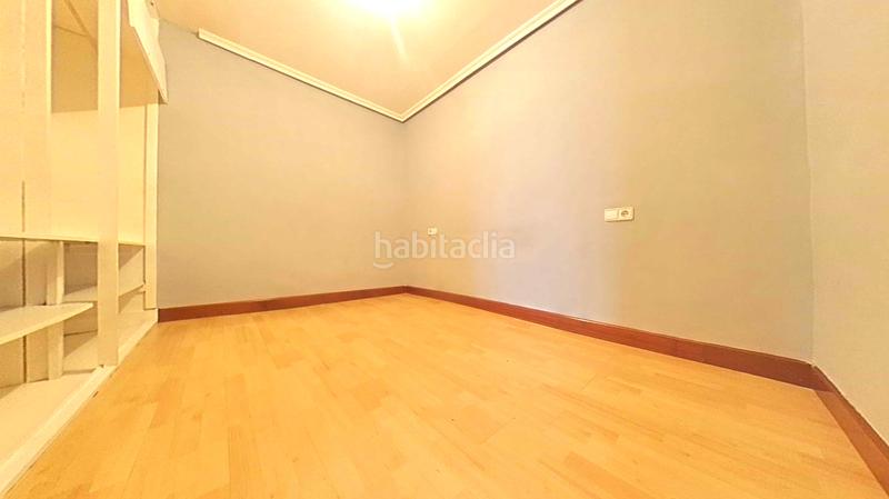 Foto af1a0ca5-1e12-47c3-8a1a-4539c9ef300f. Piso en Centro Barakaldo