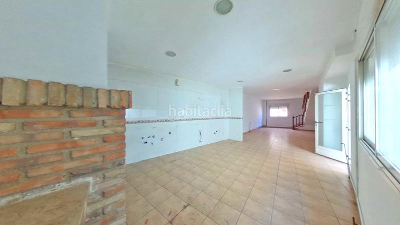 Foto c8e0cbb6-7b9d-49d0-97a6-c8e976fd1d78. Casa adossada amb aparcament a Foz - Calanda