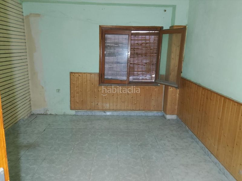 Foto 198b3cd9-d9bb-4356-b635-22bbb42c2aac. Casa adossada a Gallur