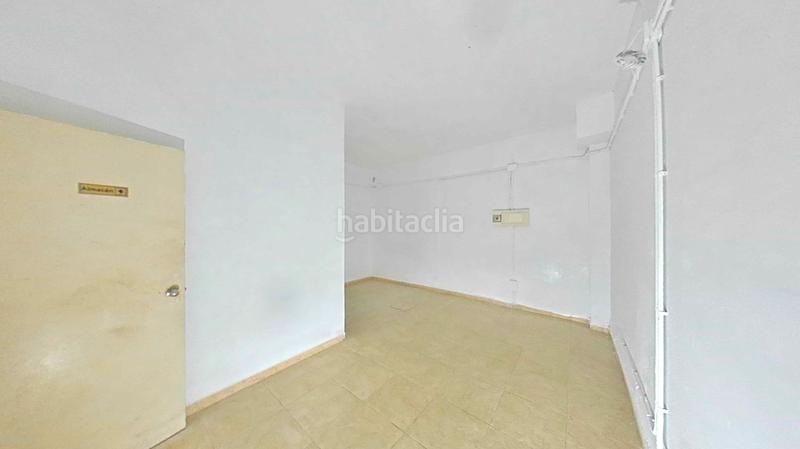 Foto 39c1c079-b974-4b38-ae19-ab0427556152. Local comercial a Xúquer Terrassa