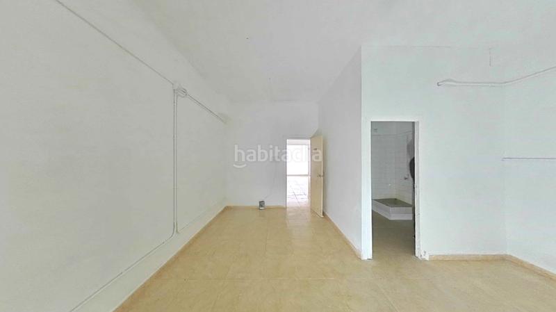 Foto 6fec8ac7-11b6-4a54-9700-79e719dcfc1f. Local commercial dans Xúquer Terrassa