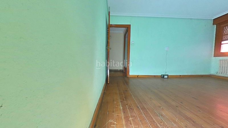 Foto dcd1b67b-c52b-4ca6-ad80-024c4c7a731c. Pis a Albelda de Iregua