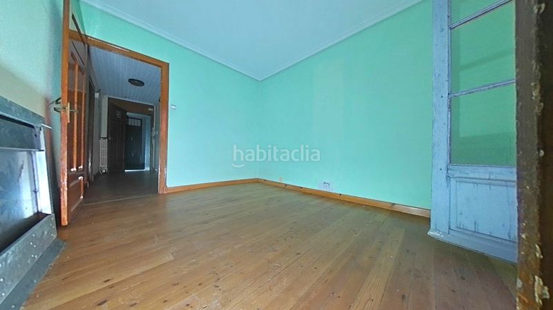 Foto f053ab9a-e260-413a-84ff-ffc93f5aa081. Pis a Albelda de Iregua