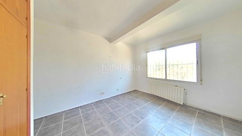 Foto 0b8e91b1-5b1b-4893-9c2a-d9b956565bd2. Casa amb calefacció a Robledo de Chavela