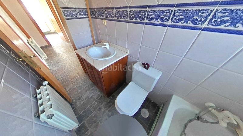 Foto f16796e1-4090-4954-af62-c64ead8c288d. Casa amb calefacció a Robledo de Chavela