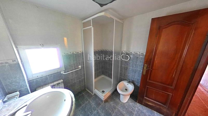 Foto b2a38db4-0660-401b-aff8-3fa44bd90345. Casa amb aparcament a Cañas