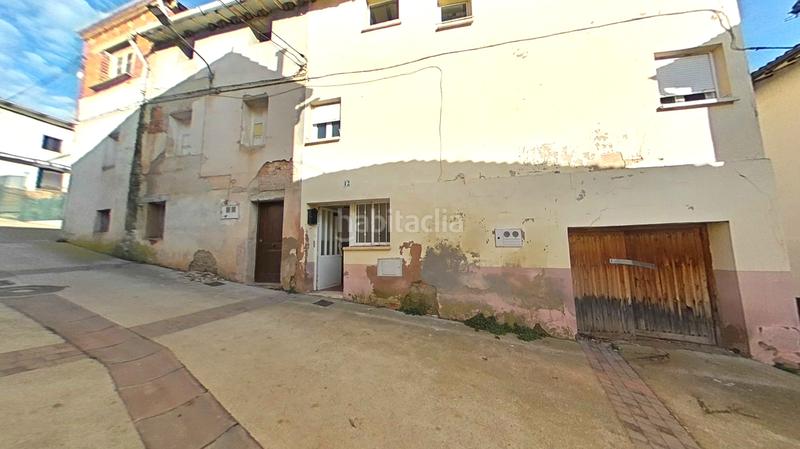 Foto f64f5394-4e31-4311-acb3-3179414409d1. Casa amb aparcament a Cañas