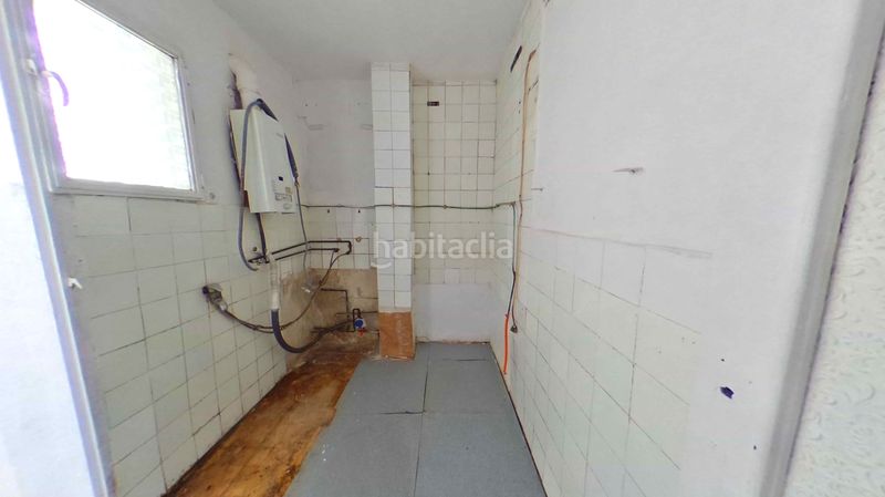Foto da0d5bc4-e549-4de8-af4a-6f81764f564f. Pis a Aluche Madrid