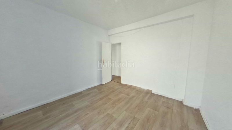 Foto e9dc361e-1374-4a6c-8a85-46442a5a6055. Pis a Aluche Madrid