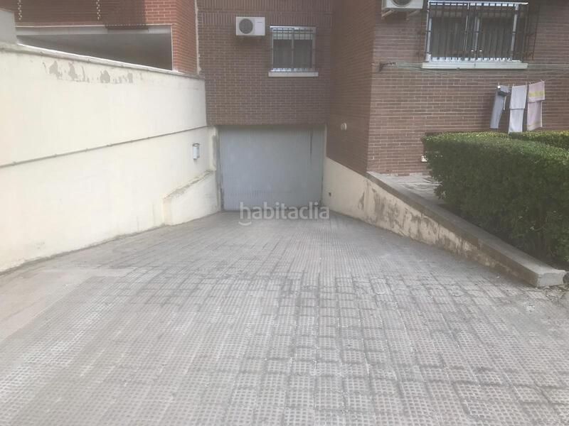 Foto 790e25a3-2935-44b5-9d43-bf5cea1912cb. Autoparkplatz in Villaverde Alto Madrid