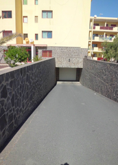 Autoparkplatz  Happag lloyd