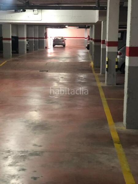 Foto 0884f6e2-f2e8-4d11-b11d-7985c7ef9363. Car parking in Roquetas pueblo Roquetas de Mar