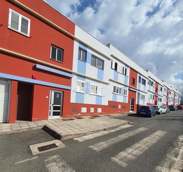 Foto ad328b28-7077-4818-9bd0-0b69735ffb90. Aparcament cotxe a Sardina Gáldar