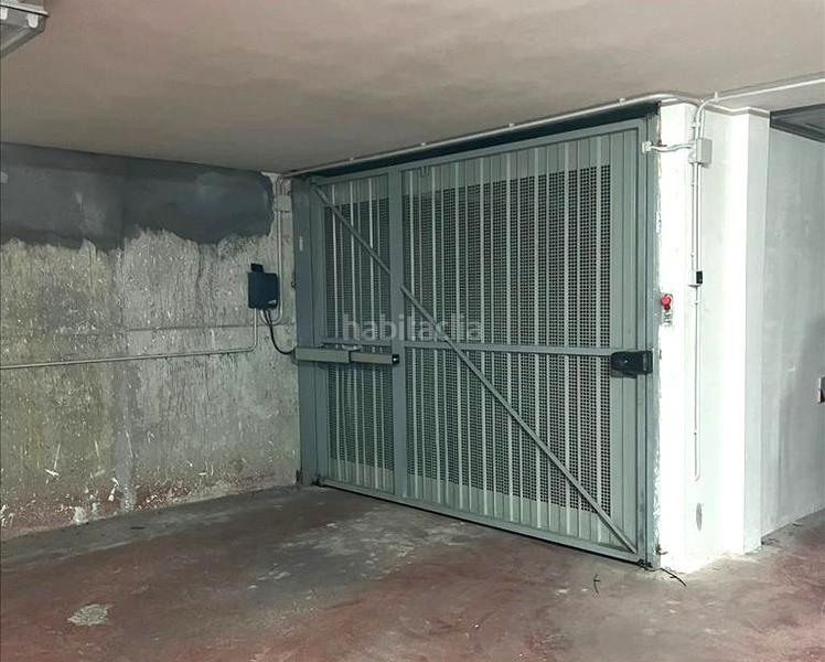 Foto 53b7b5c9-ea3d-4c12-bf16-9ecf322a2942. Aparcament cotxe a Zona Hospital Amposta