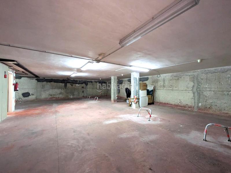 Foto d687a38e-c841-46d6-99c4-393d1e67bdec. Aparcament cotxe a Zona Hospital Amposta