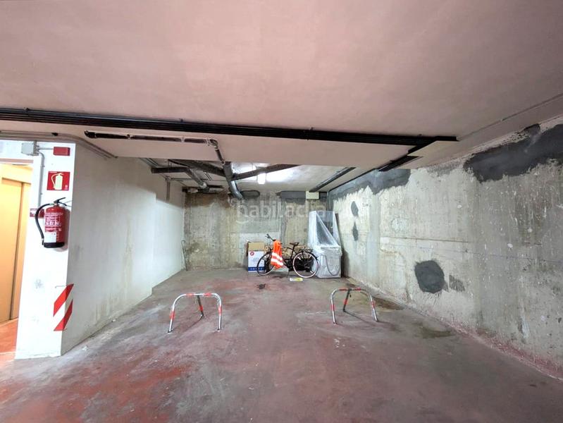 Foto e03dff79-1136-44fa-b97d-02199c0d1785. Aparcament cotxe a Zona Hospital Amposta