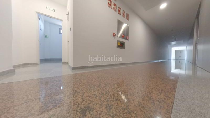 Foto a6686f9e-751b-45a4-89f7-1d8daac8f164. Bureau dans Garrapinillos Zaragoza