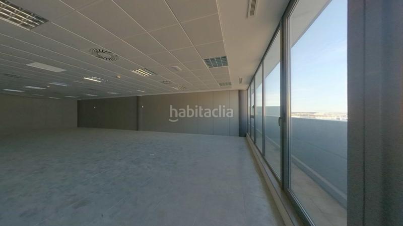 Foto ba283050-c222-44ec-8216-e57b781f9355. Büro in Garrapinillos Zaragoza
