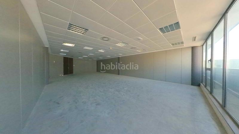 Foto ca8ce59c-9a28-4d24-9dfe-c32fb683df3e. Ufficio in Garrapinillos Zaragoza