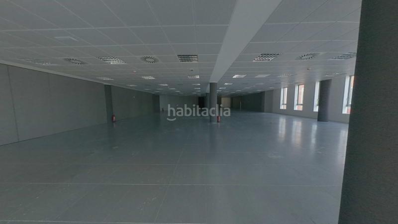 Foto ca2774f7-642c-4fca-b91a-1048bf3b5ab9. Office space in Garrapinillos Zaragoza