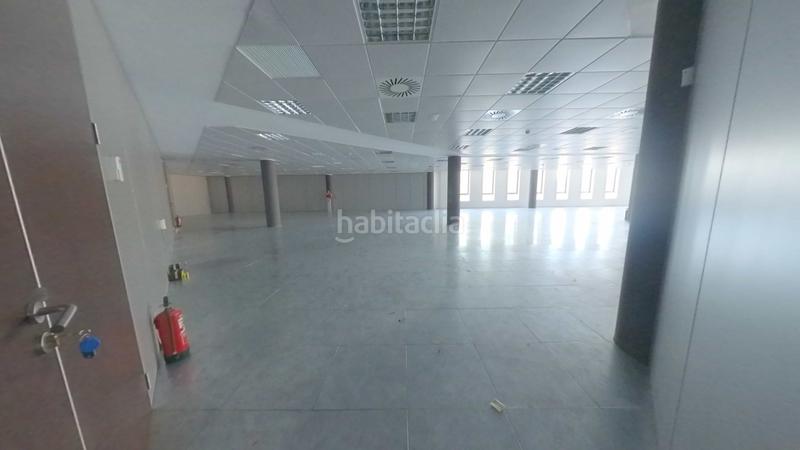 Foto ce22355e-2c0a-4f78-ad67-28bc3a4458ac. Office space in Garrapinillos Zaragoza