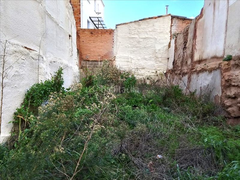 Foto b1f781ec-5608-482f-b502-fafa96aea938. Terreny residencial a Badarán