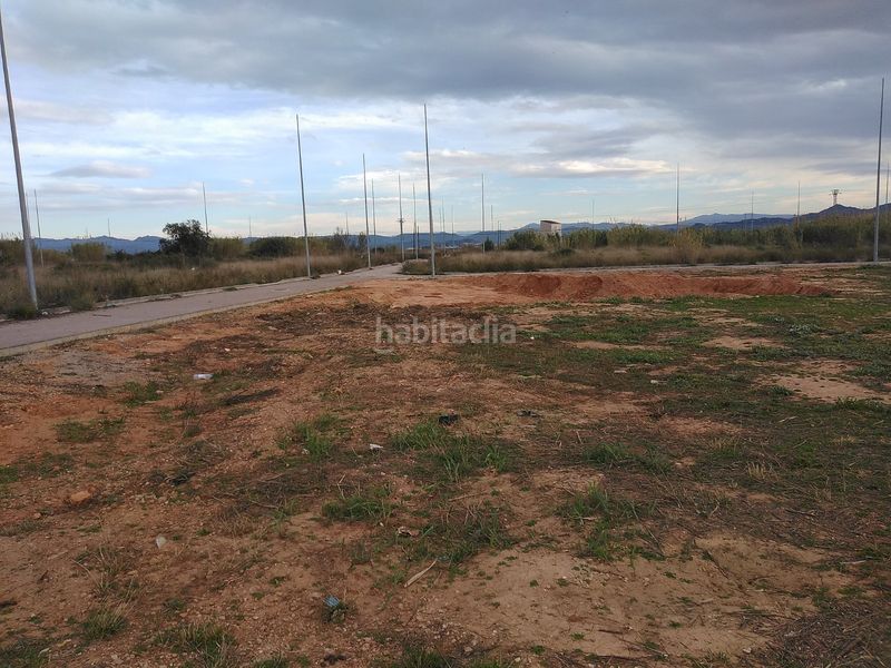Foto d84a961b-e244-4efc-834c-b0eba1bb629d. Area edificabile industriale in Alberic