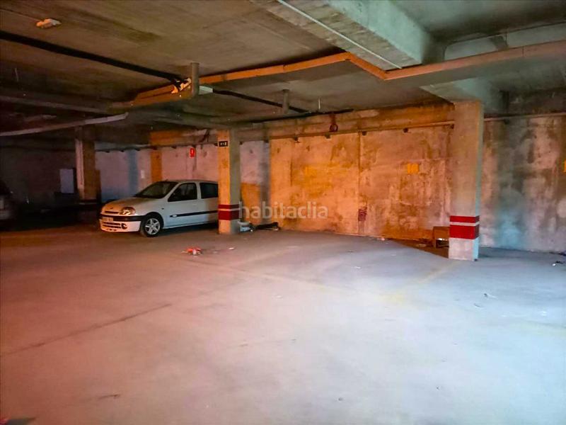 Foto ec79cd73-39b9-432d-aa1f-ed8ce522be3e. Aparcament cotxe a Aznalcóllar