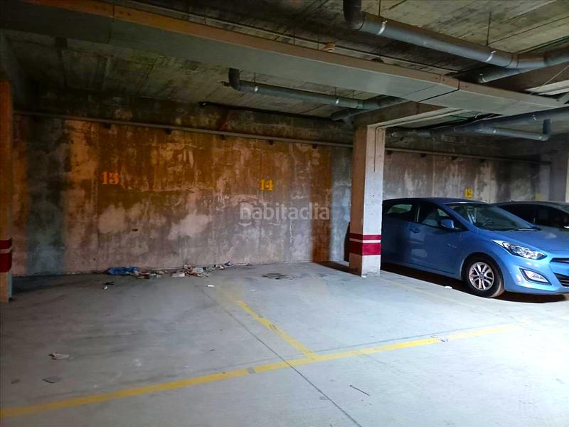 Foto 48b94705-16eb-4360-af4c-b057298d379d. Aparcament cotxe a Aznalcóllar