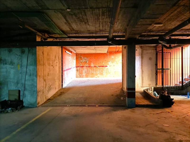 Foto 4c0d7e75-b548-48b3-944f-d96fa565e728. Aparcament cotxe a Aznalcóllar