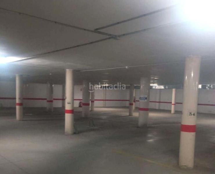 Foto 1c5d3812-311a-435b-91fb-53b620f217ae. Aparcament cotxe a Almansa