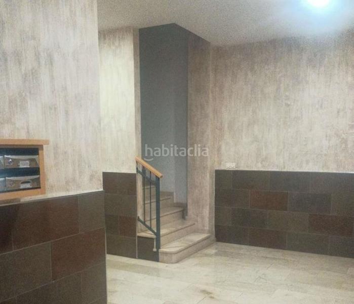 Foto 9fdd9099-7d59-4ff0-8a00-6adee90c4fbe. Aparcament cotxe a Almansa