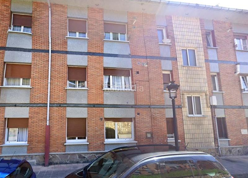 Foto fbda1afc-4cb1-4c5a-bddc-1db7b269f461. Piso en La Felguera Langreo