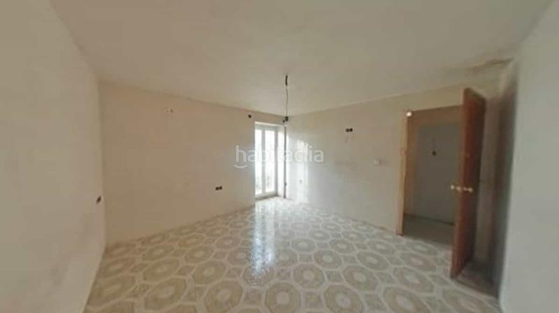 Foto 0cb22070-a41a-464a-9e04-d5cc9d6eb879. Casa a schiera in Ctra. Circunvalación - La Magdalena Jaén