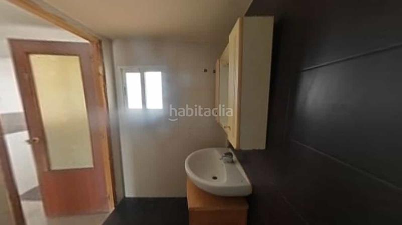 Foto 85c35599-4c0f-4c7b-bee5-6a1b11ddcf84. Casa a schiera in Ctra. Circunvalación - La Magdalena Jaén