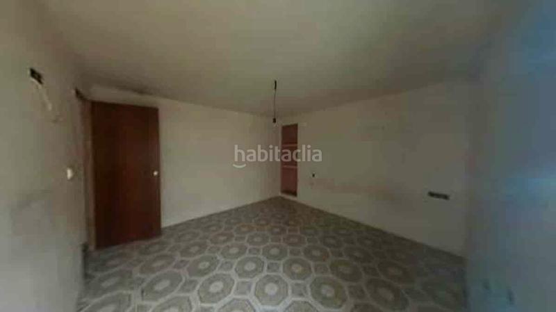 Foto f807b83a-7d17-4ee2-b8e9-357112b0dee8. Casa a schiera in Ctra. Circunvalación - La Magdalena Jaén