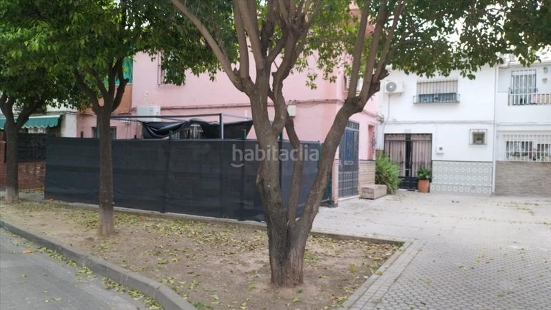 Foto 1d1068ac-9c9e-4251-8c7a-1bbe2f1bed88. Casa a Juan XXIII - Rochelambert Sevilla