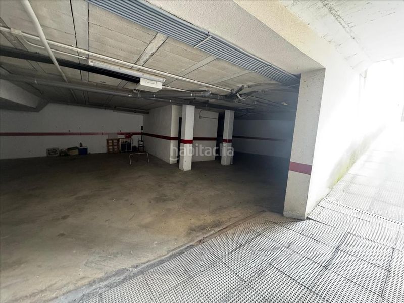 Foto 6f2176d4-1eb6-4dd9-a5d8-d1d633aea480. Aparcament cotxe a Salinas