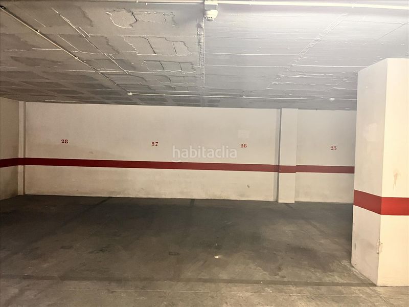 Foto d906577e-6d3f-4497-bd69-e587d44a42aa. Aparcament cotxe a Salinas