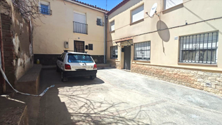 Semi detached house  Larga