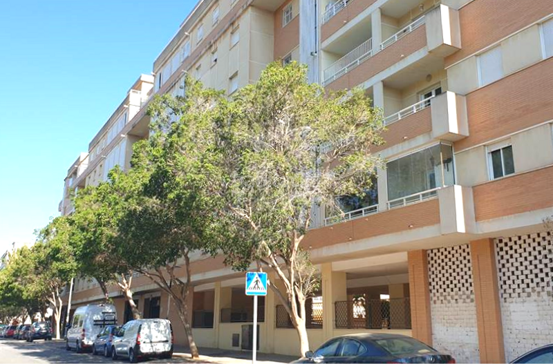 Foto 8be7ada8-da6d-420e-afc1-5a574c4a2189. Aparcament cotxe a El Consul - Ciudad Universitaria - El Romeral Málaga