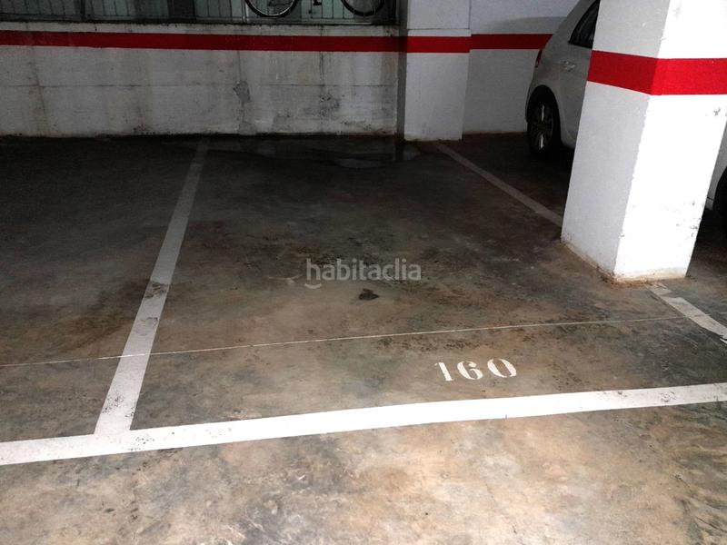 Foto d9c0e9a8-c13f-458e-b8d9-c551ab017673. Parking coche en Les Planes Sant Joan Despí