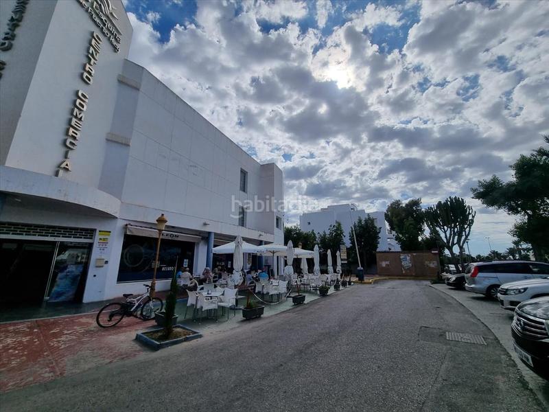 Foto 2bcc130f-36f4-455b-a358-ff0935c58f8c. Parking coche en Puerto Rey Vera