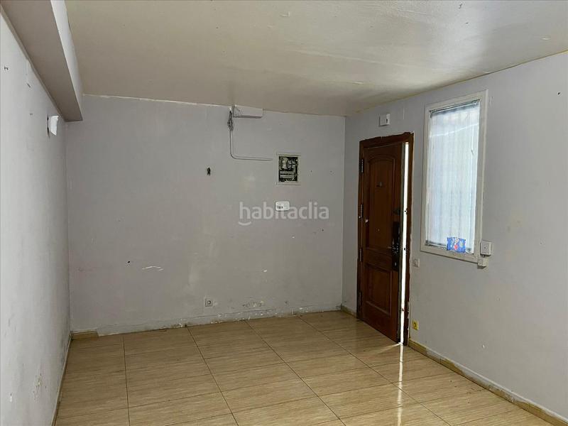 Foto 756414a4-3b53-4725-986d-f2f5ecc0585d. Local commercial dans Lloreda Badalona