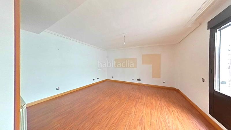 Foto 23b634e6-40ad-4c1a-a1f1-92957e1a6593. Etagenwohnung mit parking in Centro Ocaña